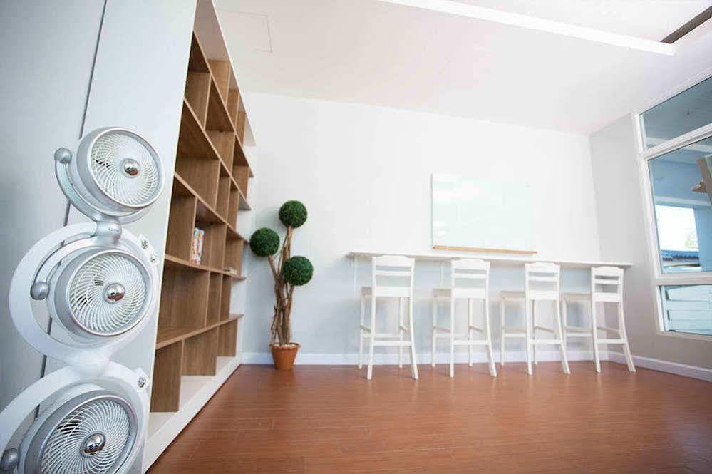 Bbg Seaside Luxurious Service Apartment Bangsaen Zewnętrze zdjęcie